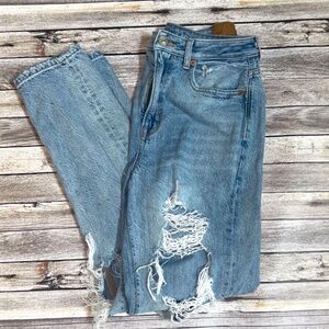 American Eagle High Rise Mom Jeans